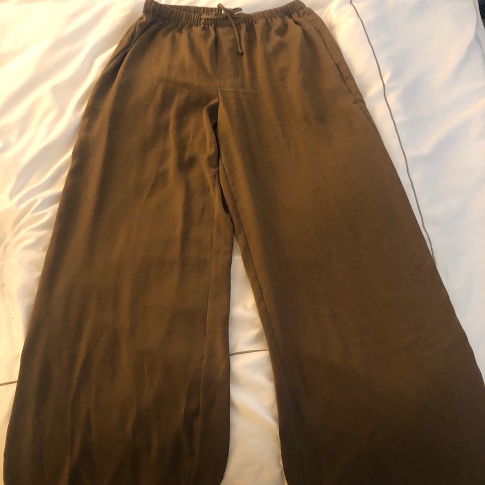 Vince L olive green silk wide leg pants